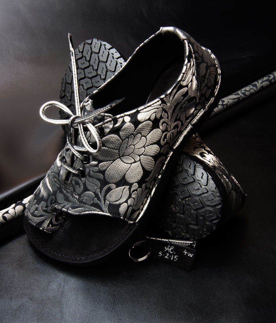 Black-&-Silver-metallic-floral-Brocade-Wide-Shandals.jpg