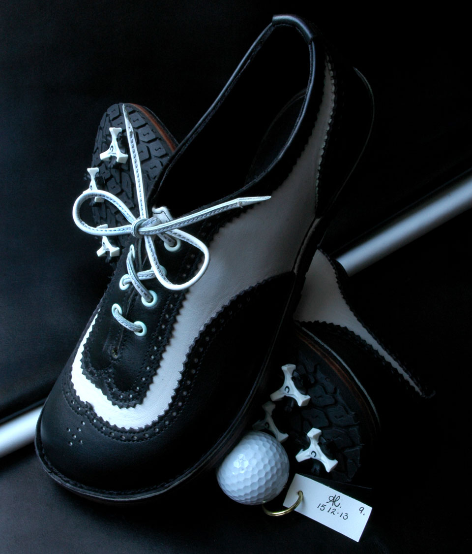 1.1.14-Launch-of-my-brogue-golf-shoes-in-two-different-widths-in-half-sizes-from-size-2-up-to-14.5-in-any-colour-combination.jpg